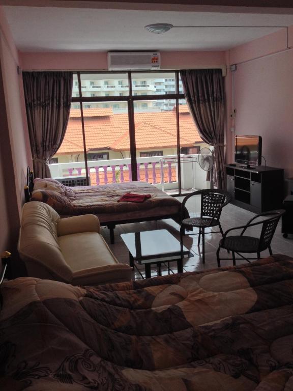 Artem'S Guesthouse Jomtien Beach Room photo